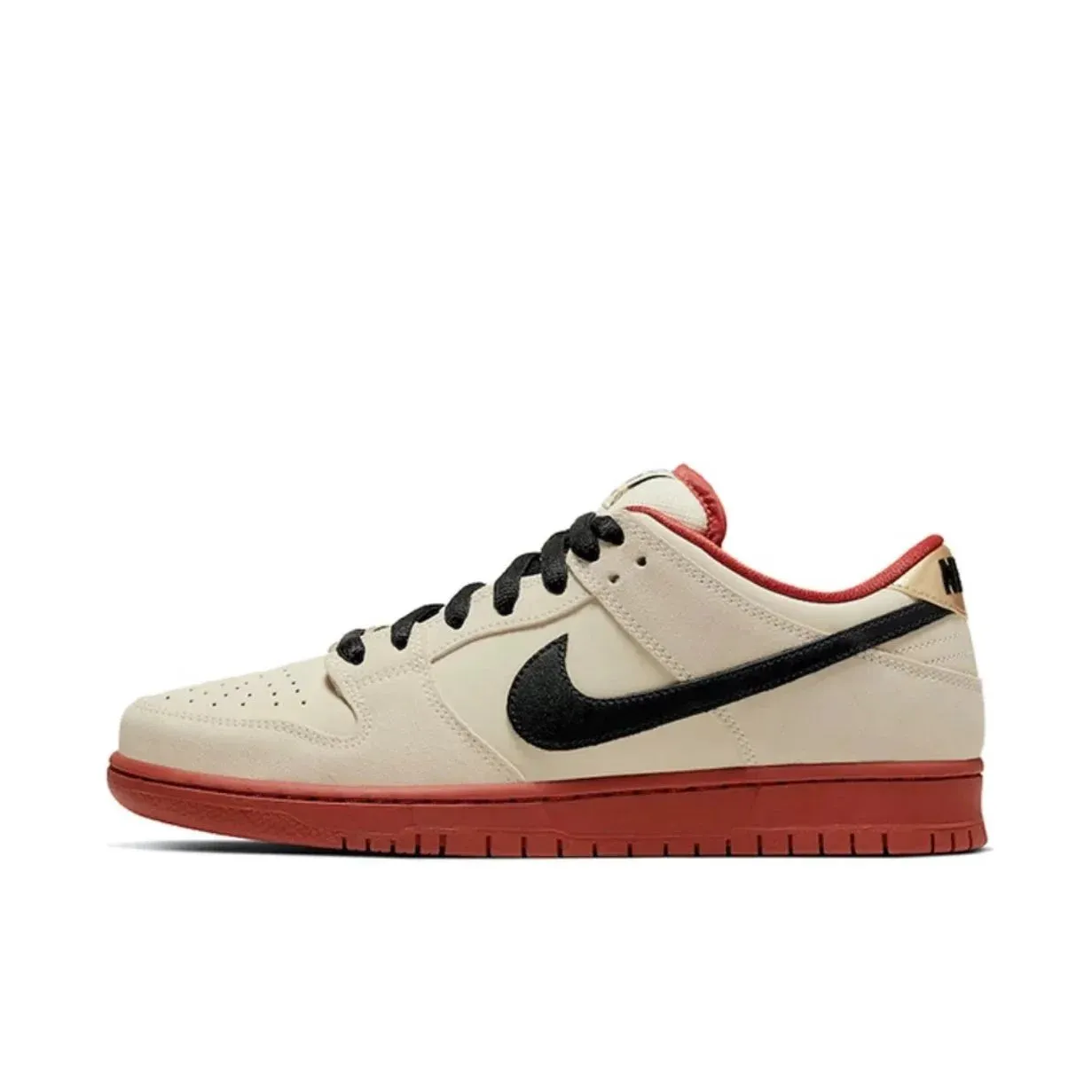 Nike Dunk Low Beige Street Ready Sneakers