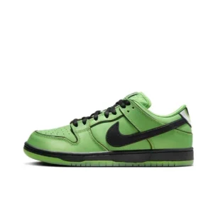 Nike Dunk Green Sneakers: A Pop of Color for
