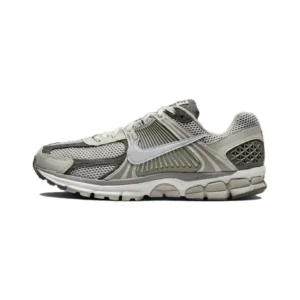 Nike Grey Sporty Sneakers: Retro inspired