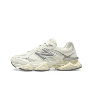 New Balance Off white Gray Chunky