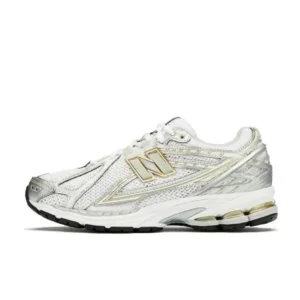 New Balance White Metallic: Comfortable