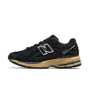 New Balance 1906R Black: Retro style Comfort