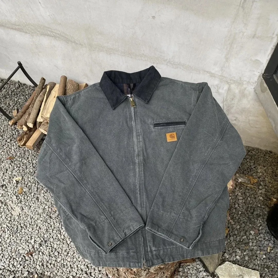 Carhartt Gray Utility Jacket: Rugged Design