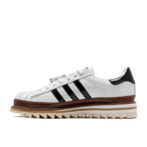 Adidas Sneakers: Style