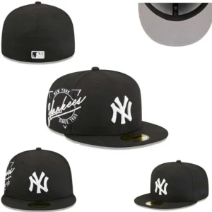 New Era Yankees Black Cap Urban and Sporty