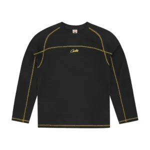 Carhartt Black Tee: Street Style with Golden