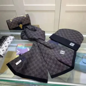 Louis Vuitton Gray Set: Elegant Winter