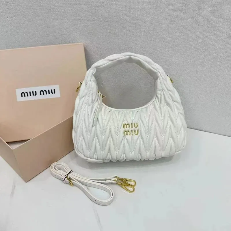 Miu Miu White Puffy Handbag: Elegant