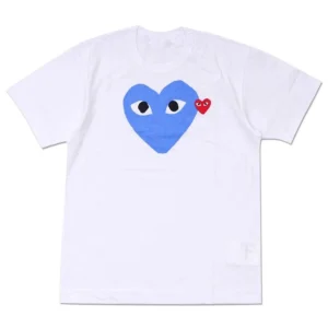 Comme des Gar?ons Play White Tee: Unique Heart Design!