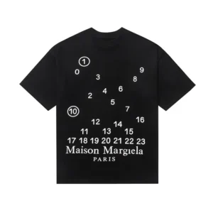 Maison Margiela Black Tee: Stylish Parisian Aesthetic