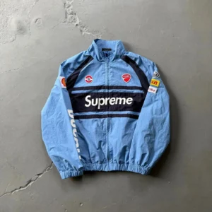 Supreme Jacket: Iconic