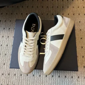 BOSS Classy Creamy White Luxury