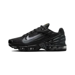 Nike Air Max Plus Tuned Black: Tech infused