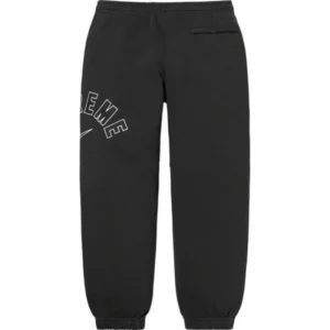 Supreme Black Sweatpants: Street style