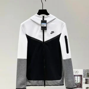 Nike Tri toned Jacket: Comfort Meets