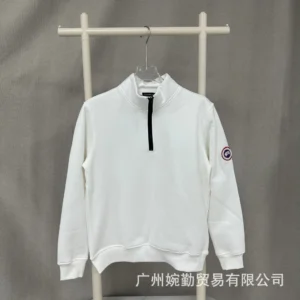 Canada Goose White Zip up, Comfortable