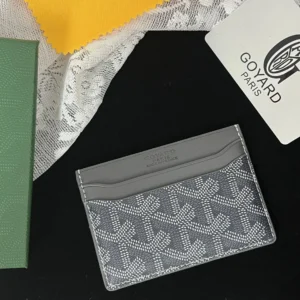 Goyard Gray Card holder: Chic and Luxury for