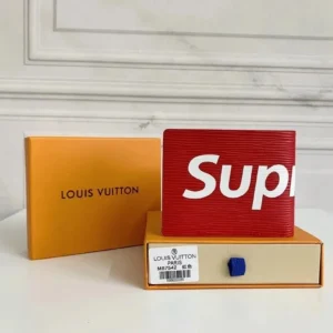 Louis Vuitton x Supreme Red Wallet M67542