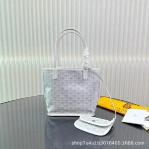 Goyard White Tote: Stylish and Versatile