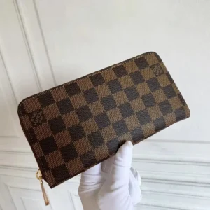 Louis Vuitton Damier Ebene Zippy Brown