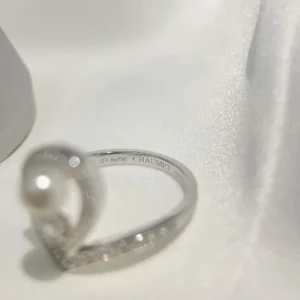 CHAUMET 18K Gold Pearl Ring