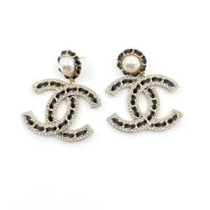 Chanel CC Logo Earrings with Pearl
