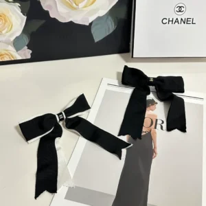 Chanel Ribbon Hair Clip - Black/White
