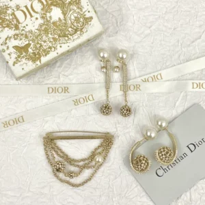 Christian Dior Pearl & Crystal