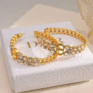Gold Chain Bracelet with Crystal