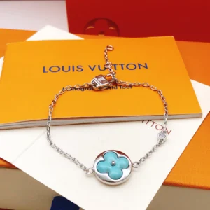Louis Vuitton Monogram World Tour