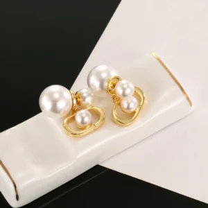 Pearl Earrings - Series Model 001