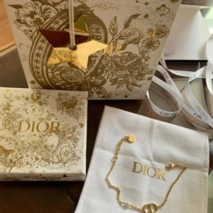 Dior Rose des Vents Bracelet - Exquisite Jewelry