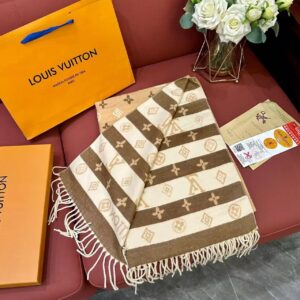 LV Fashion Hats for Trendy Looks